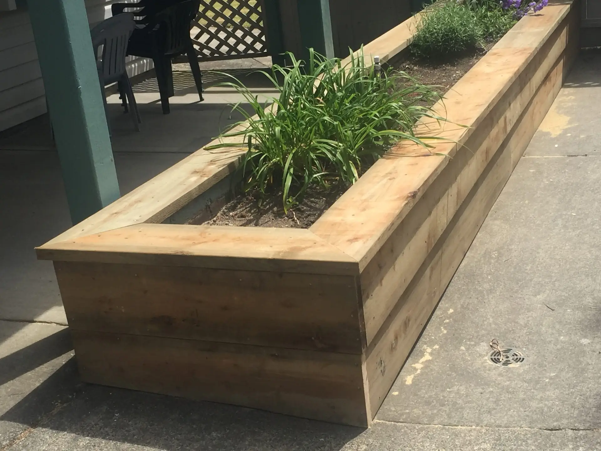Example of Wood planters and pergolas service