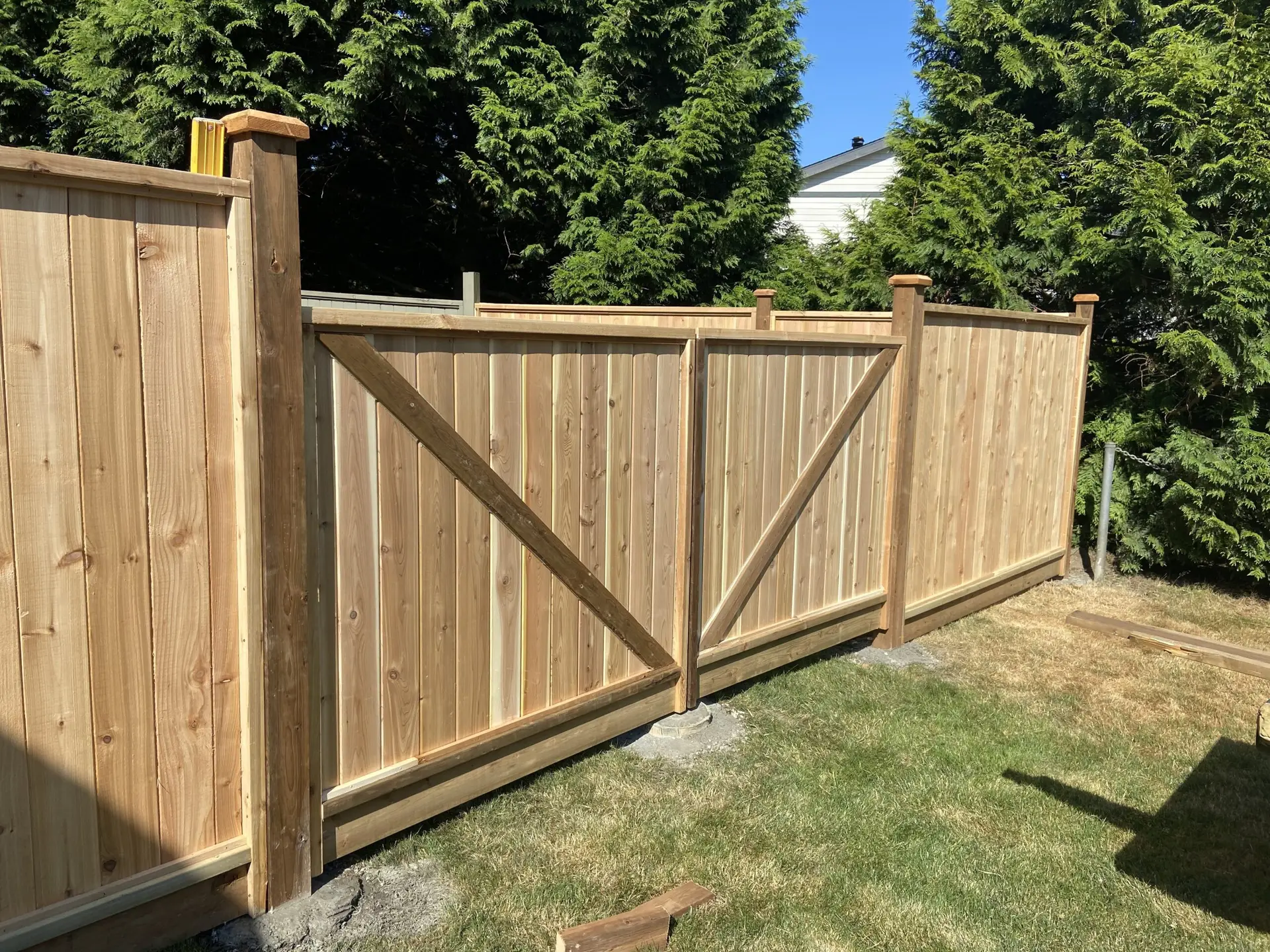 Example of Fencing and retaining walls service